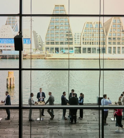 Copenhagen-democracy-summit-main-hall