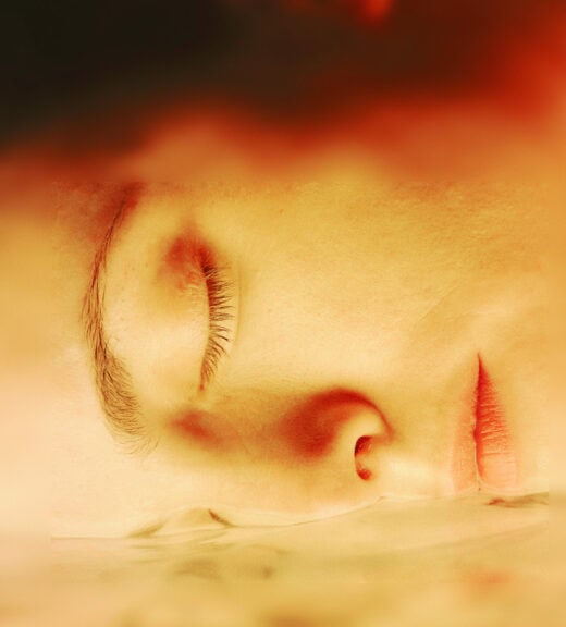 Female-face-water